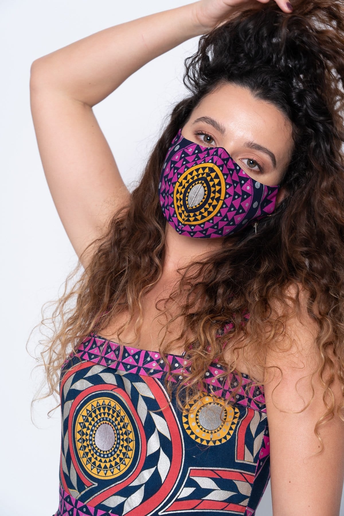Ubuntu Mask- The Circle of Life | Maakola